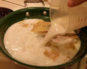 Old Fashioned Sausage Gravy & Biscuits - Eat-in With YiaYia