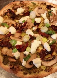 Quick Personal Pizza - Eat-in With YiaYia