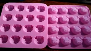 Lemon Raspberry Fat Bombs - EatinWithYiaYia.com